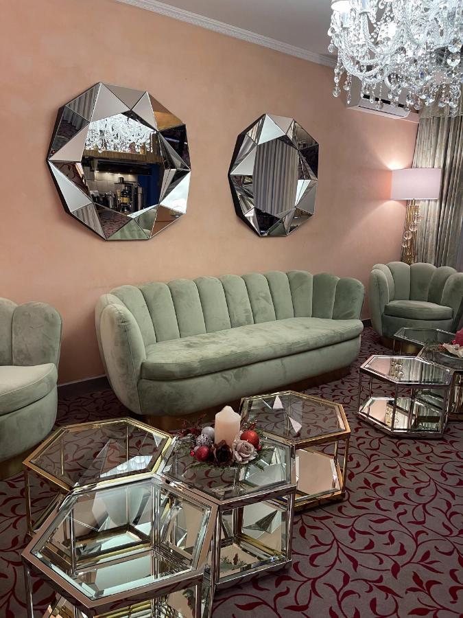 Hotel Adriatica Женева Экстерьер фото